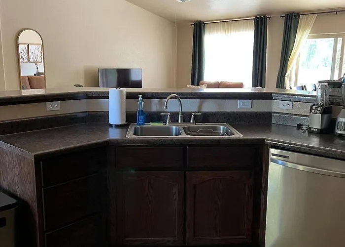 Our Cozy Fully Equipped Сasa de vacaciones Yuma