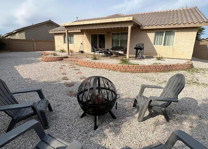 Our Cozy Fully Equipped Сasa de vacaciones *